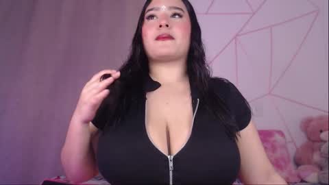 Snapshot of bethany__bigtits4 chatting on 02.25.26 Bethany bigtits4s room online show from 02.25.26