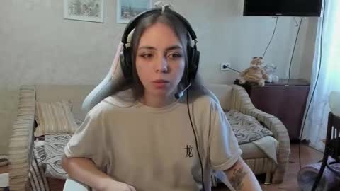 Snapshot of bethany_tease chatting on 02.18.26 bethany_tease online show from 02.18.26