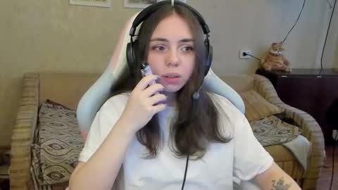 Snapshot of bethany_tease chatting on 03.03.26 bethany_tease online show from 03.03.26