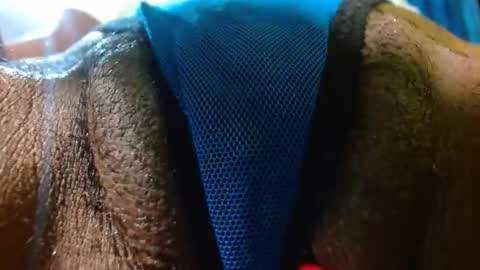 Snapshot of bethanywilsom chatting on 10.17.25 Bethany Wilson online show from 10.17.25