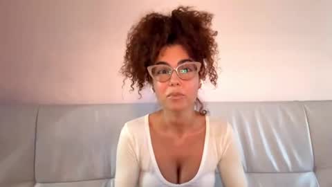 Bella online show from 04.07.26