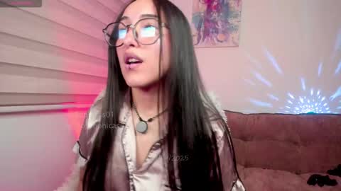 Snapshot of betsabe_butlers_ chatting on 09.28.25 Automatic Espresso Coffee Maker50000tkns left online show from 09.28.25