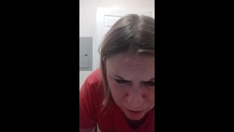 Snapshot of betsygore78 chatting on 02.22.26 betsygore78 online show from 02.22.26