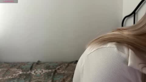 BlondeReka ITS MY 1st DAY HERE online show from 11.27.25