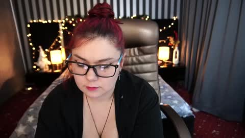 betttydark online show from 01.08.25