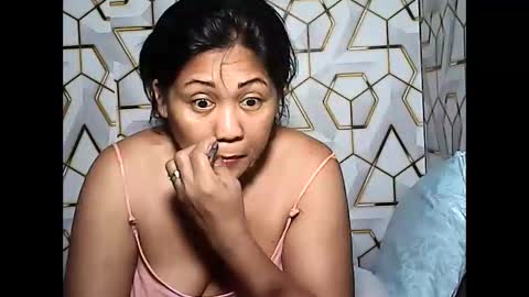 Snapshot of betty_83 chatting on 04.19.26 betty_83 online show from 04.19.26