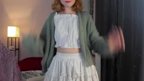 Snapshot of betty_witchy chatting on 10.02.25 Dory make me happier online show from 10.02.25