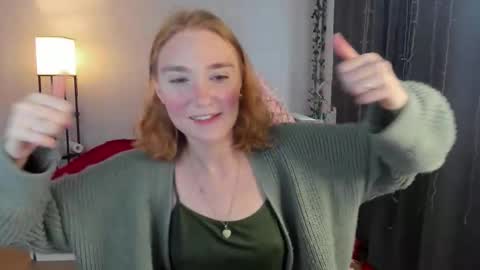 Snapshot of betty_witchy chatting on 10.05.25 Dory make me happier online show from 10.05.25