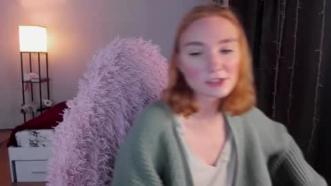 Snapshot of betty_witchy chatting on 10.09.25 Dory make me happier online show from 10.09.25