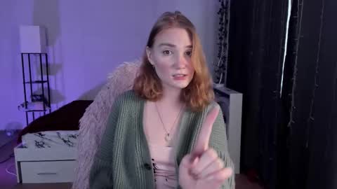 Snapshot of betty_witchy chatting on 10.27.25 Dory make me happier online show from 10.27.25