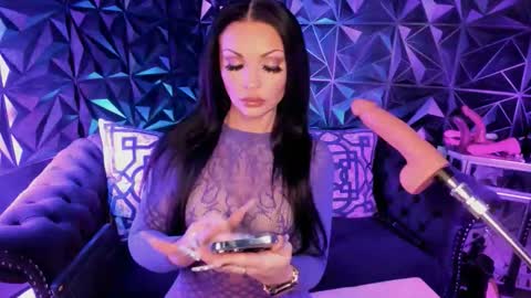 NatashaxoBangs online show from 02.02.26