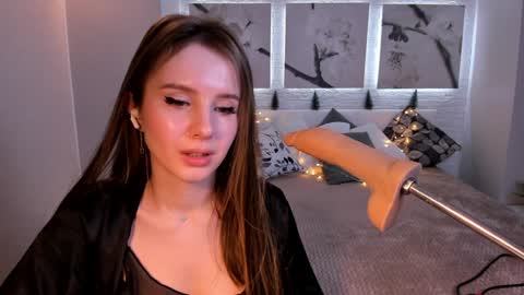 Snapshot of bettyrouse chatting on 01.04.25 Betty online show from 01.04.25