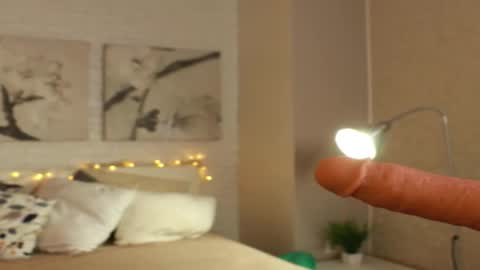 Snapshot of bettyrouse chatting on 02.22.25 Betty online show from 02.22.25