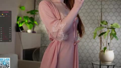 Snapshot of bettysamers chatting on 10.17.25 Sofy online show from 10.17.25