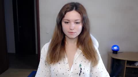 Snapshot of bettystar_ chatting on 01.20.25 Betty online show from 01.20.25