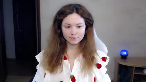 Snapshot of bettystar_ chatting on 01.28.25 Betty online show from 01.28.25