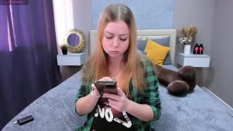 Mila Sweet online show from 09.16.25