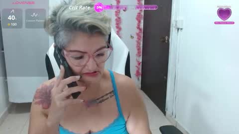 Snapshot of bety_cum3 chatting on 11.06.25 bibiana online show from 11.06.25