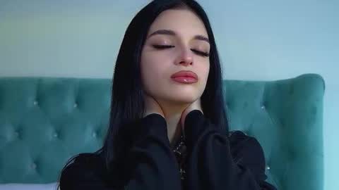 Beverly online show from 02.04.26