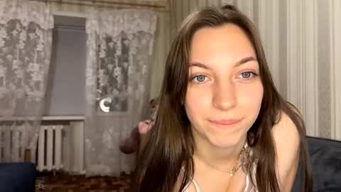 Snapshot of bevvanwoert chatting on 03.02.26 Bella online show from 03.02.26