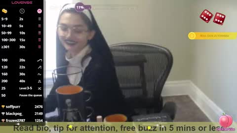 Bex Black online show from 10.31.25