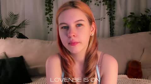 Snapshot of bezuya chatting on 10.14.25 Eliz online show from 10.14.25