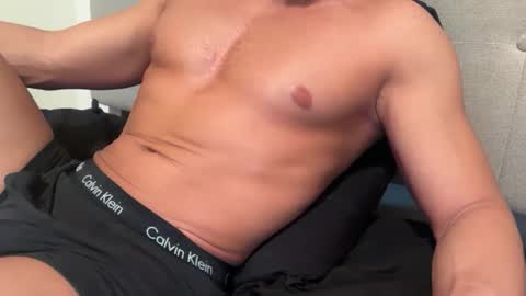 Snapshot of bflexxx_ chatting on 05.17.26 bflexxx online show from 05.17.26