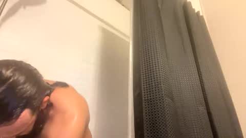 Snapshot of bgonzo_1118 chatting on 11.12.25 bgonzo_1118 online show from 11.12.25