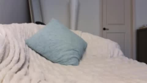 Bi sexualmilf Fansly  online show from 01.13.25