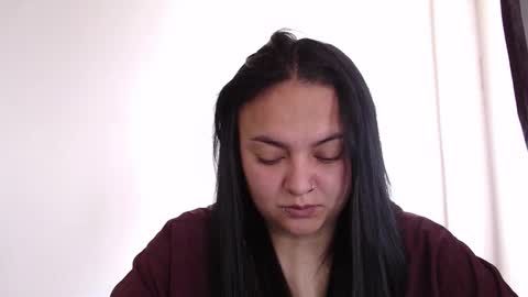 BiaBia online show from 11.19.25