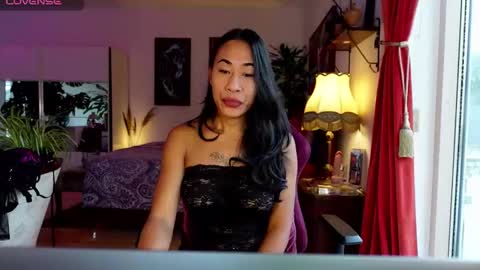 Snapshot of bianca_transpinay chatting on 10.22.25 Bianca Transgirl online show from 10.22.25