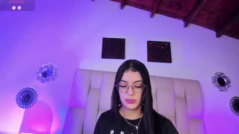  B I A N C A  online show from 01.03.25