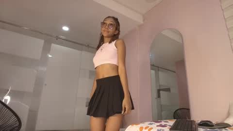 biancaa__18 online show from 12.17.25