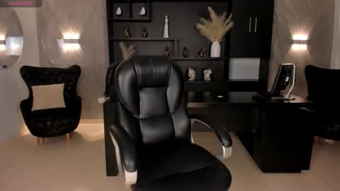 Bianca Pierce online show from 09.10.25