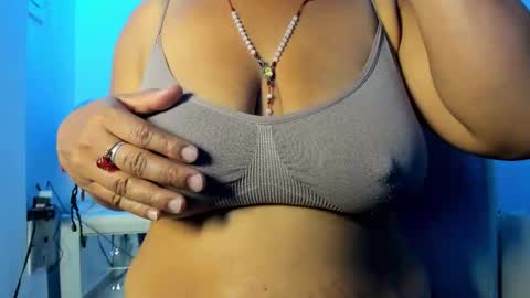 bibiana_js_ online show from 02.17.26