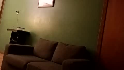 bibottom68942 online show from 10.24.25