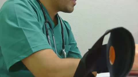 Snapshot of bidoc74 chatting on 09.09.25 bidoc74 online show from 09.09.25