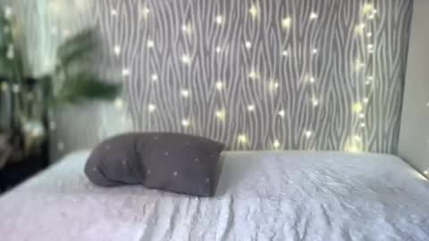 Snapshot of big_ass_blonde chatting on 12.20.24 Eva online show from 12.20.24