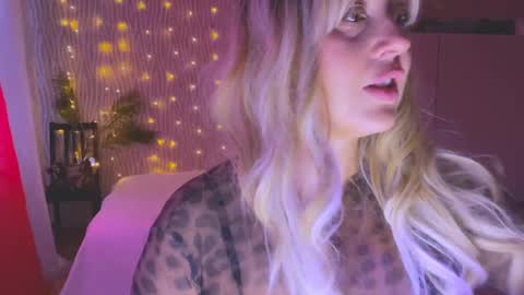 Snapshot of big_ass_blonde chatting on 12.30.24 Eva online show from 12.30.24