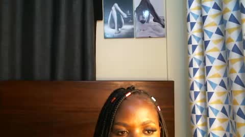Snapshot of big_bootty2 chatting on 07.25.26 salma online show from 07.25.26