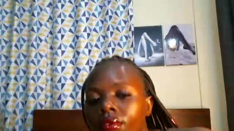 Snapshot of big_bootty2 chatting on 08.02.26 salma online show from 08.02.26