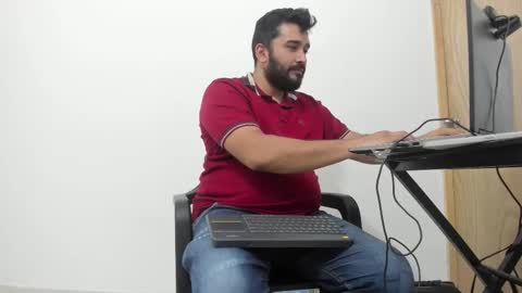 Tommy online show from 10.14.25