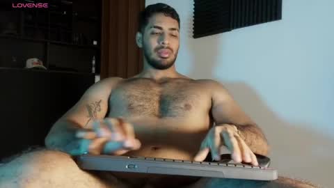 Snapshot of big_versxxx chatting on 05.18.26 Hot Versx online show from 05.18.26