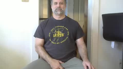 Snapshot of bigassman46 chatting on 02.02.26 Straight Dave online show from 02.02.26