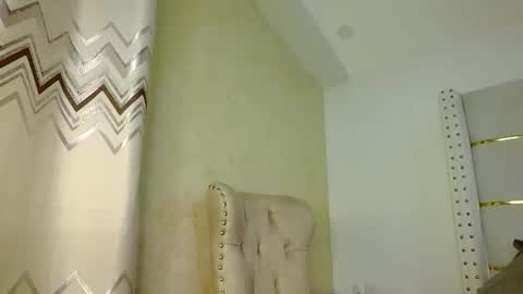 Snapshot of bigbaby004 chatting on 11.17.25 bigbaby004 online show from 11.17.25