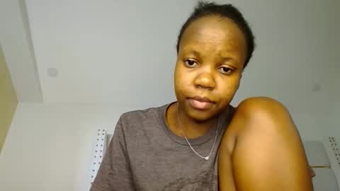 Snapshot of bigbaby004 chatting on 12.20.25 bigbaby004 online show from 12.20.25