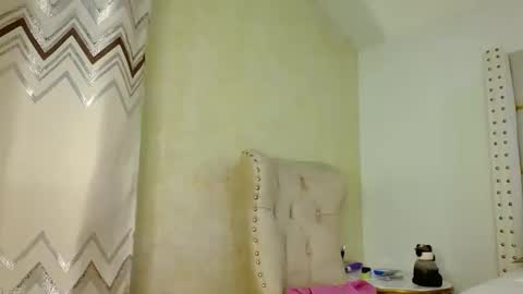 Snapshot of bigbaby004 chatting on 01.05.26 bigbaby004 online show from 01.05.26