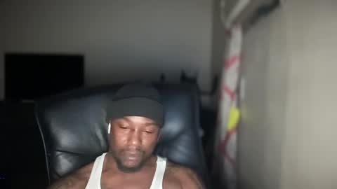 Snapshot of bigbackwoodcali chatting on 03.01.25 bigbackwoodcali online show from 03.01.25