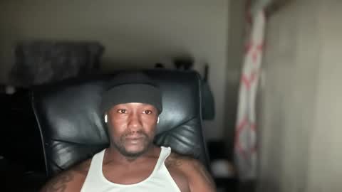 Snapshot of bigbackwoodcali chatting on 10.06.25 bigbackwoodcali online show from 10.06.25