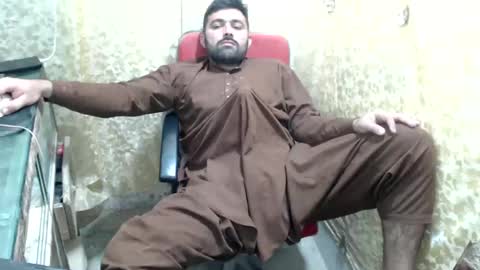 Snapshot of bigbbc999 chatting on 02.08.25 arab bbc online show from 02.08.25